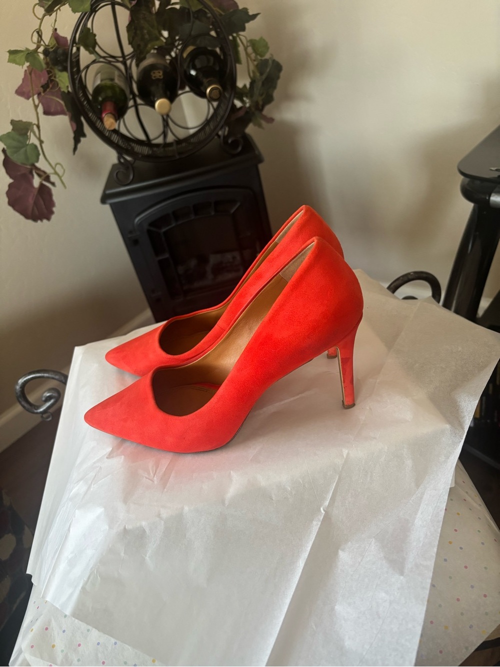 Tory Burch Bright Coral Pointed-Toe Pumps - Picture 6 of 10